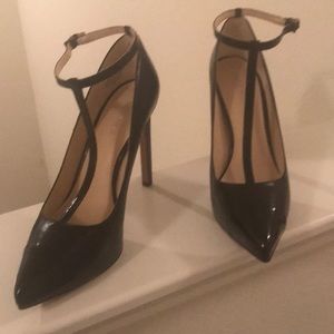 Nine West Lavish T-strap Pump
